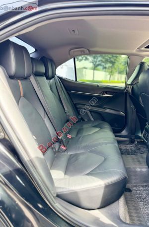 Xe Toyota Camry 2.0Q 2022