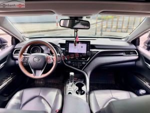 Xe Toyota Camry 2.0Q 2022