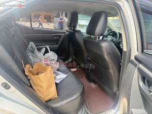 Xe Toyota Corolla altis 2.0V 2016