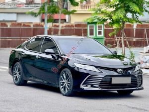 Xe Toyota Camry 2.0Q 2022