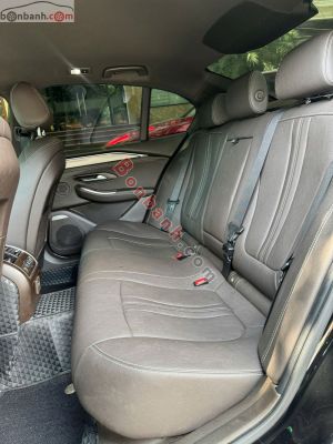 Xe VinFast Lux A 2.0 Plus 2.0 AT 2021