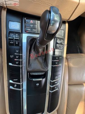 Xe Porsche Macan 2.0 2017