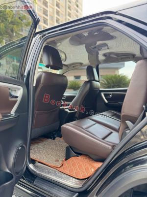 Xe Toyota Fortuner 2.7V 4x2 AT 2019