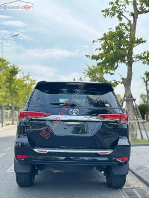 Xe Toyota Fortuner 2.7V 4x2 AT 2019