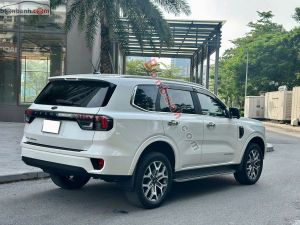 Xe Ford Everest Titanium Plus 2.0L 4x4 AT 2025
