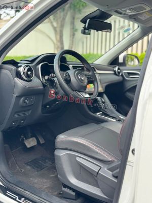 Xe MG ZS Standard 1.5 AT 2WD 2024