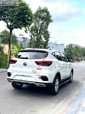 Xe MG ZS Standard 1.5 AT 2WD 2024