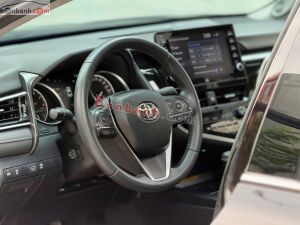 Xe Toyota Camry 2.0Q 2021