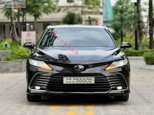 Xe Toyota Camry 2.0Q 2021
