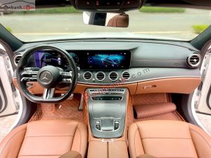 Xe Mercedes Benz E300 AMG 2021
