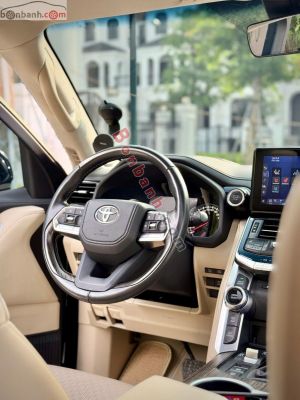 Xe Toyota Land Cruiser 3.5 V6 2022
