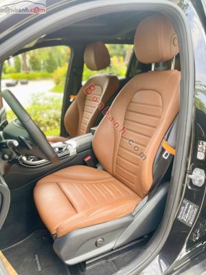 Xe Mercedes Benz GLC 300 4Matic 2018