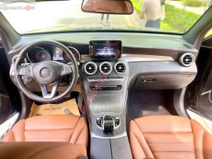Xe Mercedes Benz GLC 300 4Matic 2018