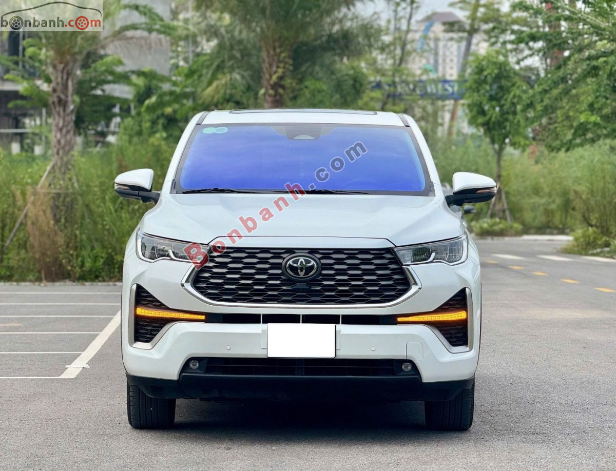 Toyota Innova Cross HEV 2.0 CVT 2025