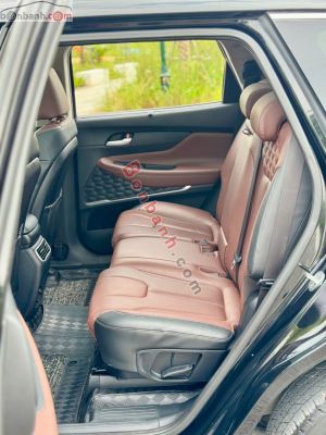 Xe Hyundai SantaFe Cao cấp 2.5L HTRAC 2022