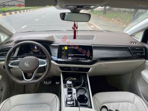 Xe Volkswagen Viloran Luxury 2024