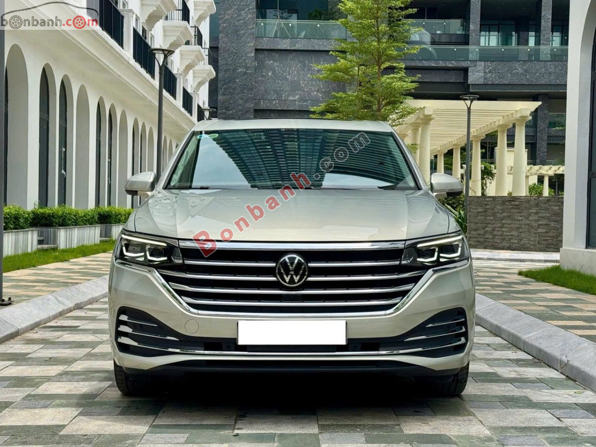 Volkswagen Viloran Luxury 2025