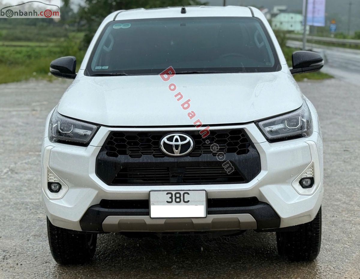 Toyota Hilux 2.4L 4x2 AT 2025